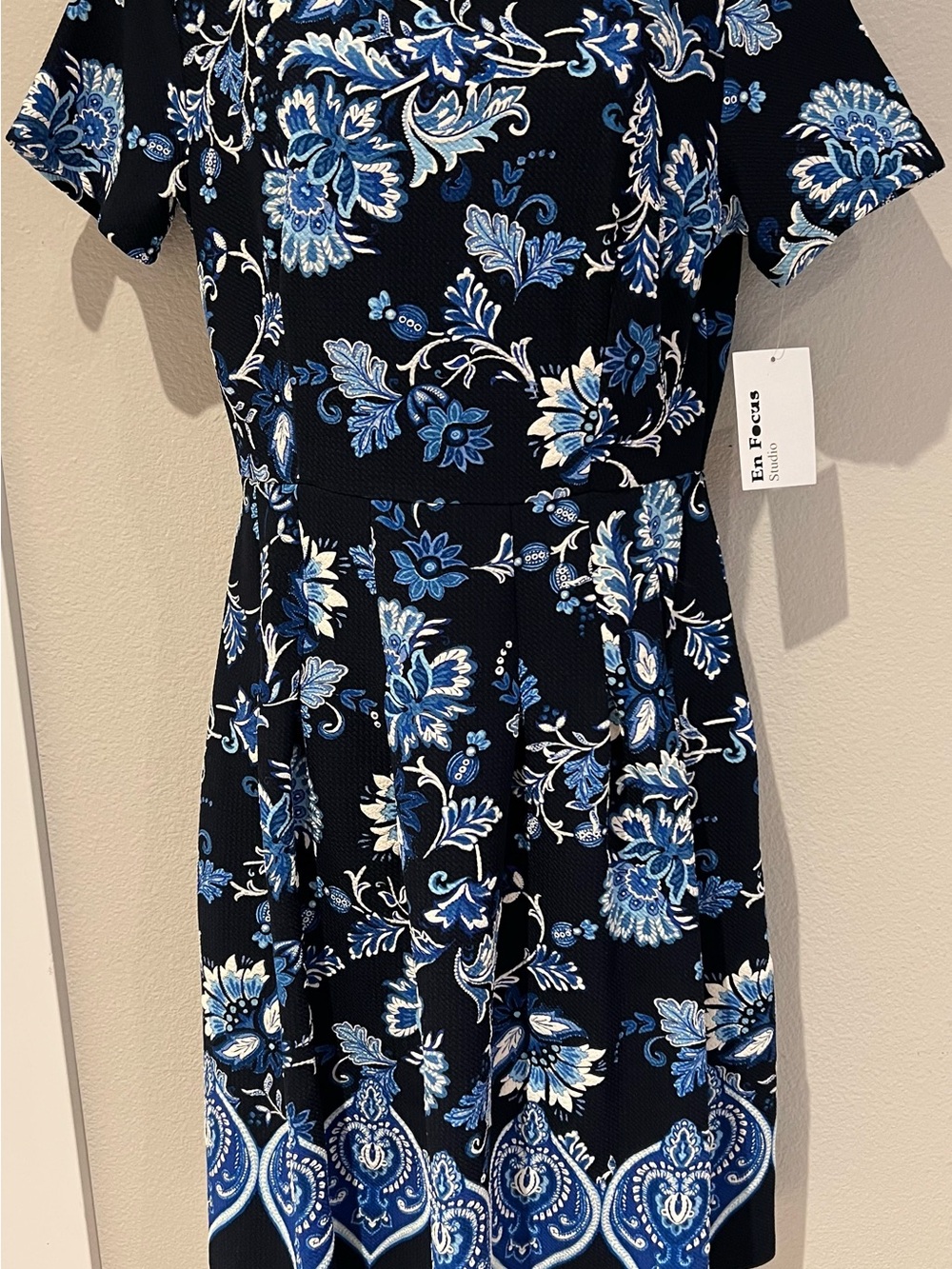 En Focus Studios dress women 12
Navy textured floral sheath